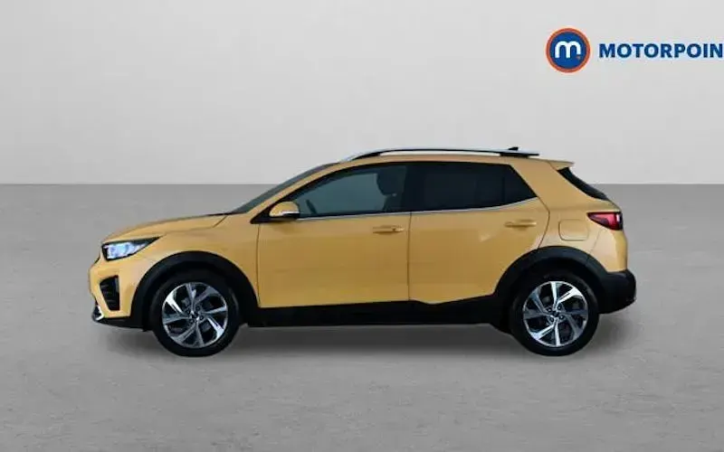 Used Kia Stonic GT-Line S 120 HP (88 kW) 2023 Yellow SUV