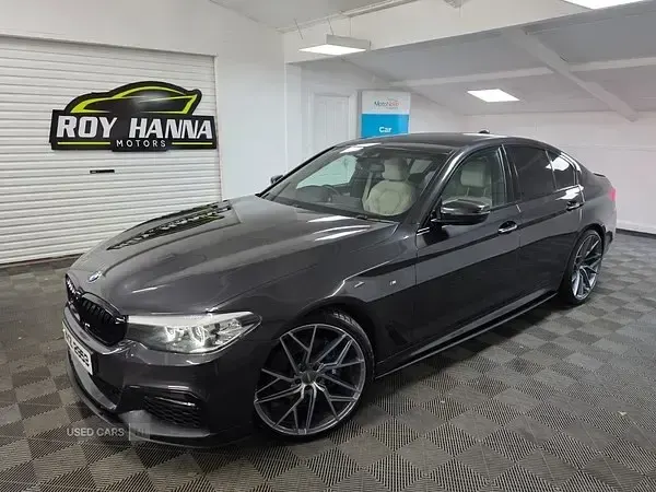 Begagnad BMW 530 M Sport 2018 Grå Sedan