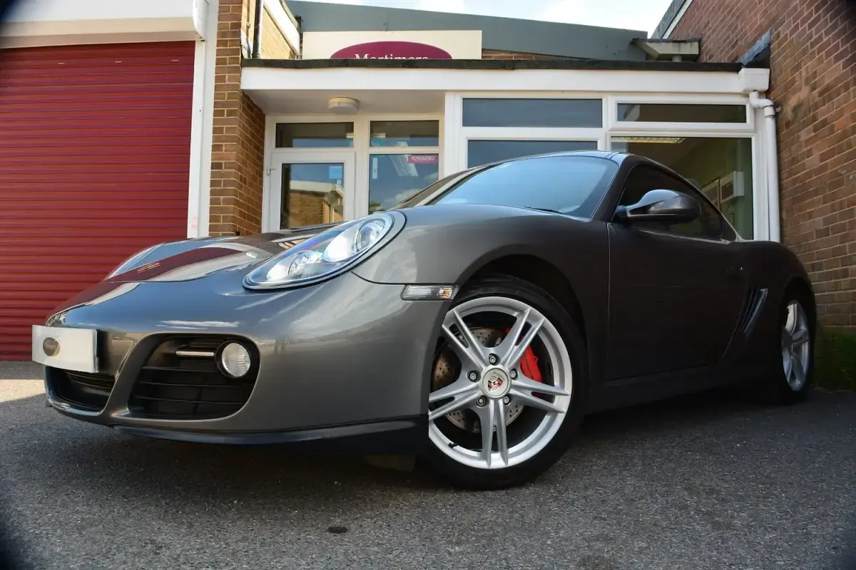 Used Porsche Cayman 265 HP (194 kW) 2010 Grey Coupe