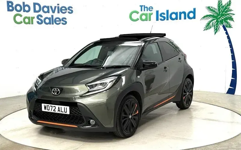 Used Toyota Aygo X Edition 72 HP (52 kW) 2022 Green SUV