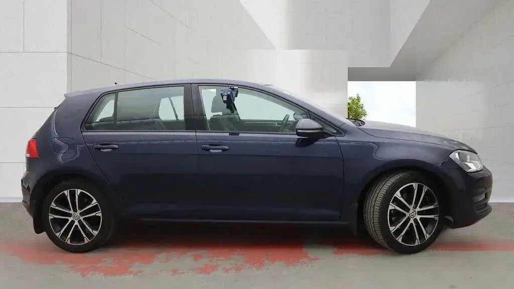 Used VW Golf VII Edition 2017 Blue Hatchback