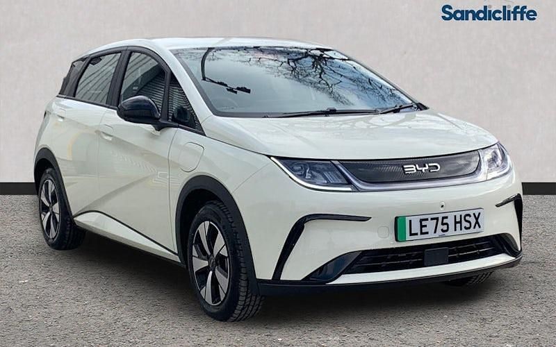 New BYD Dolphin Active 69 kW (95 HP) 2025 White Hatchback