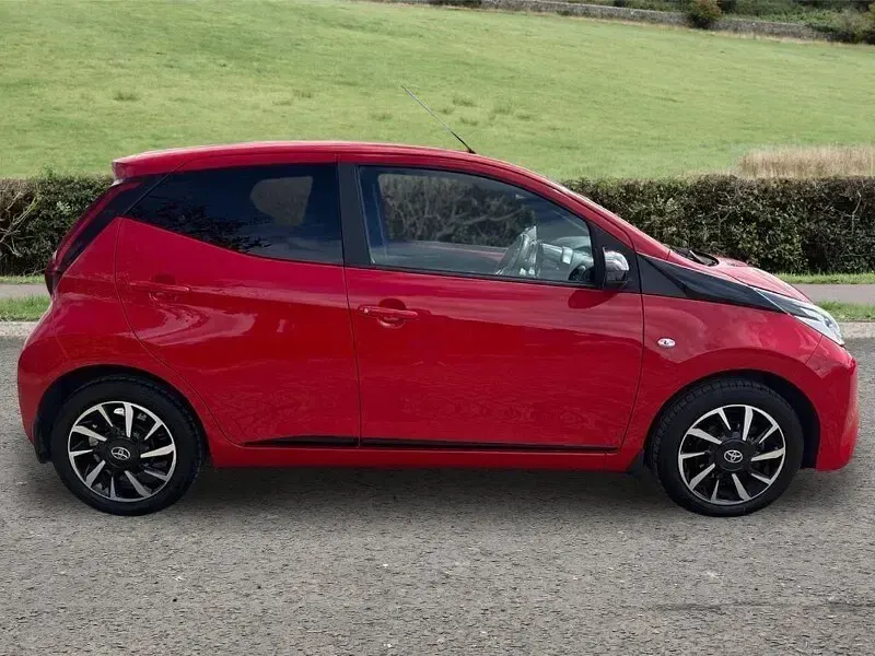 Used Toyota Aygo Trend 2021 Red Hatchback