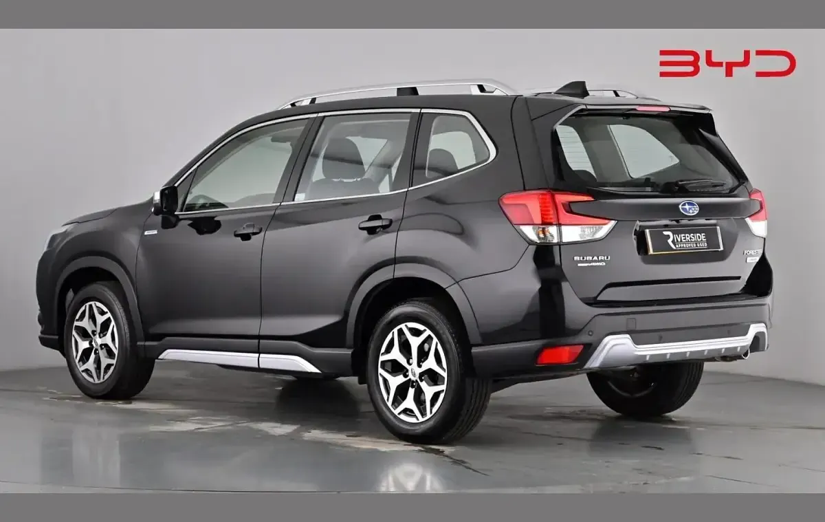 Używany Subaru Forester XE 150 KM (110 kW) 2023 Czarny SUV