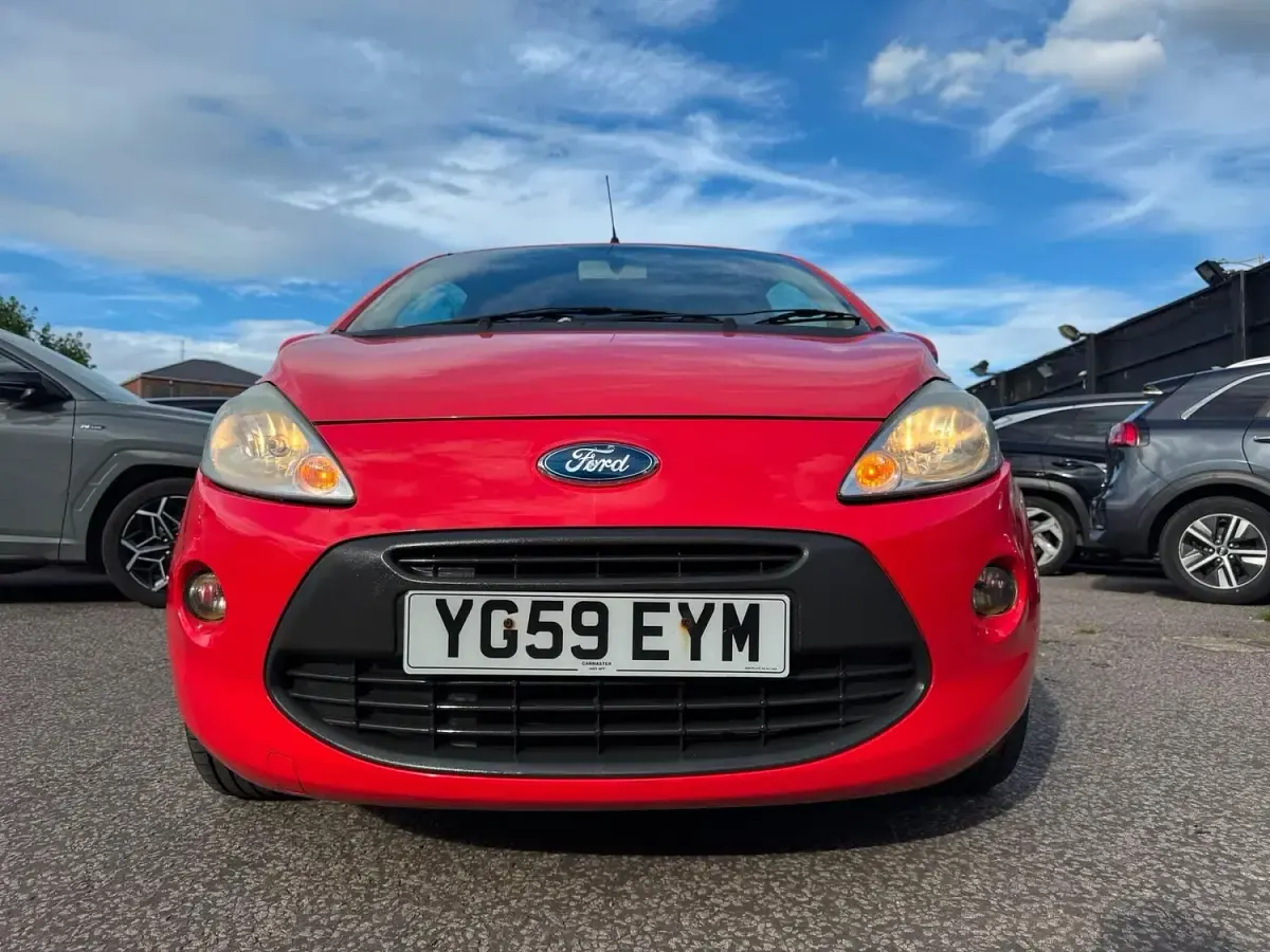Used Ford Ka Zetec 69 HP (50 kW) 2009 Red Hatchback