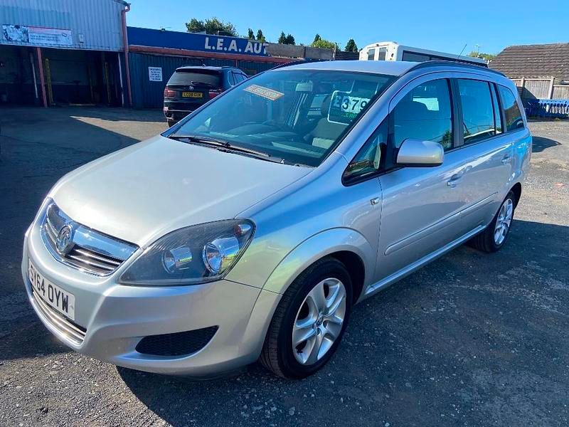 Used Vauxhall Zafira 2014 Silver MPV