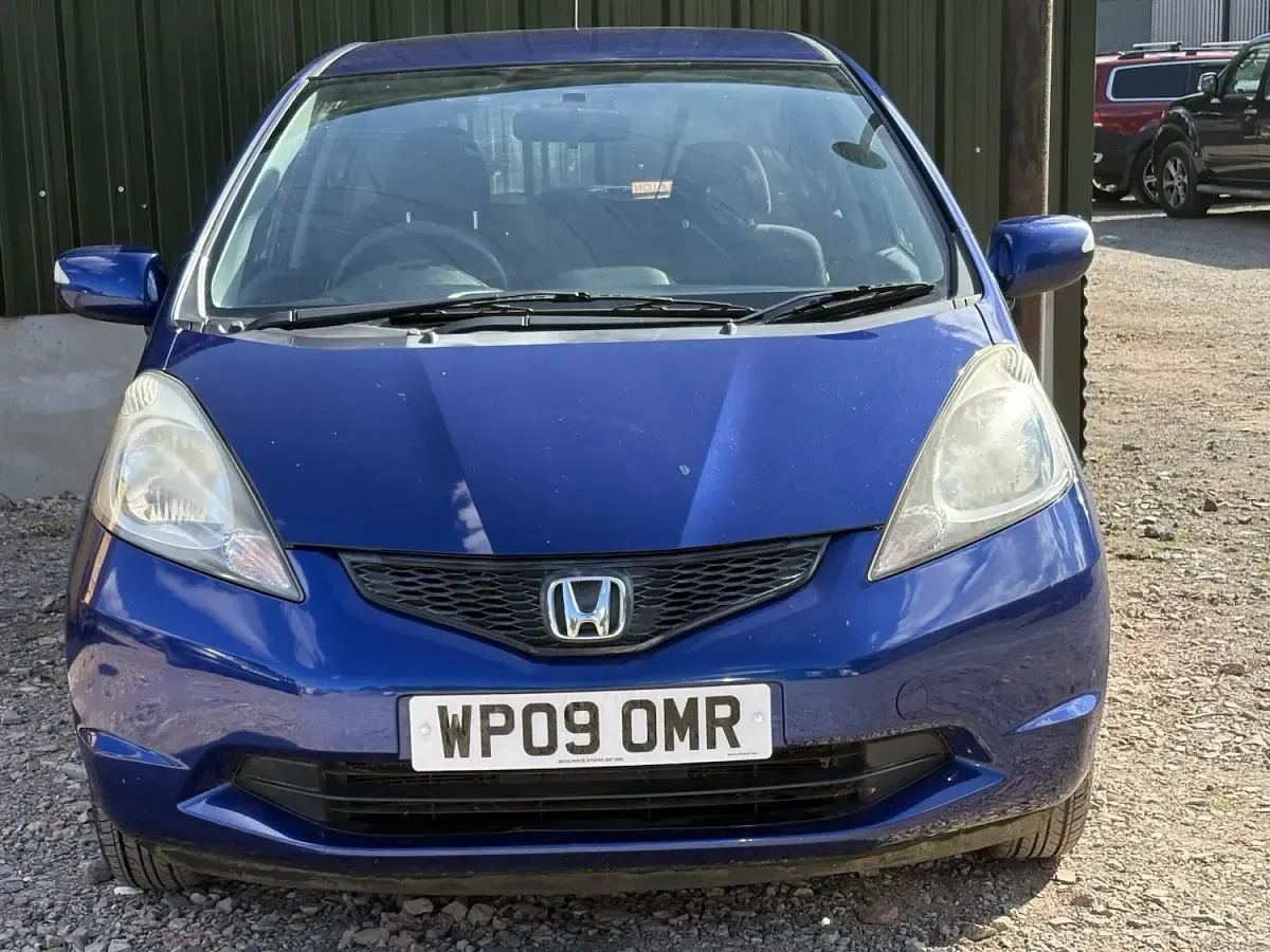 Used Honda Jazz ES 100 HP (73 kW) 2009 Blue Hatchback