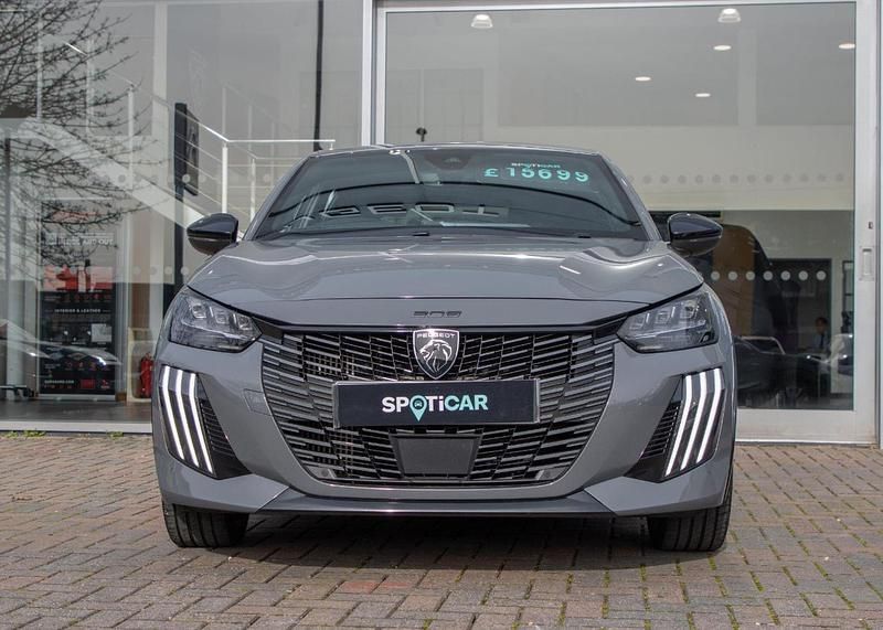 Used Peugeot 208 GT 99 HP (72 kW) 2024 Grey Hatchback
