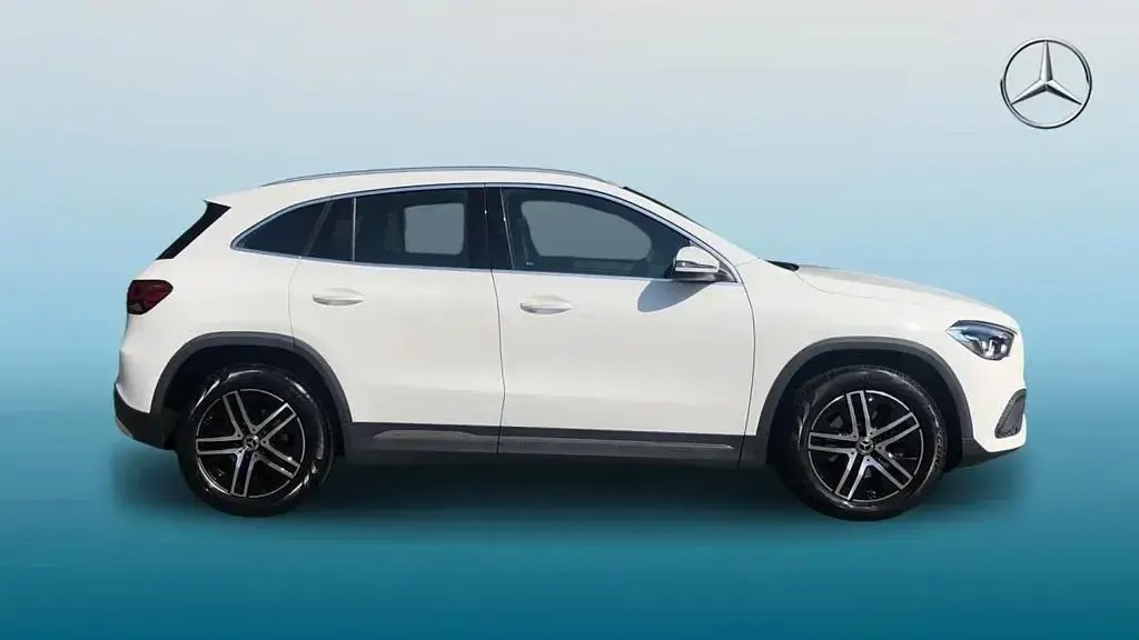 Used Mercedes GLA200 2022 White SUV