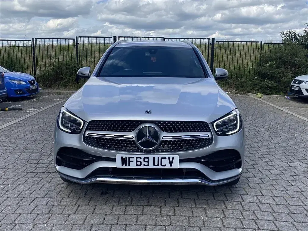 Used Mercedes GLC220 AMG line 194 HP (142 kW) 2019 Silver SUV