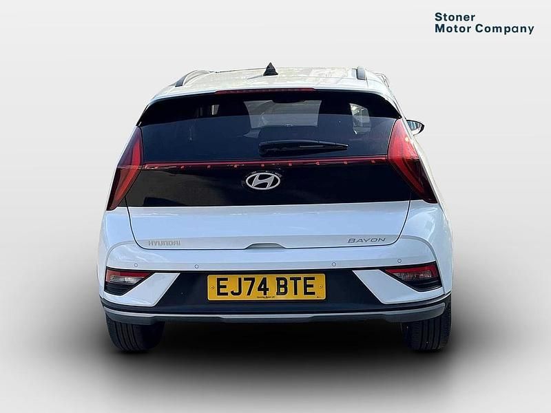 Used Hyundai Bayon Ultimate 101 HP (74 kW) 2024 White SUV