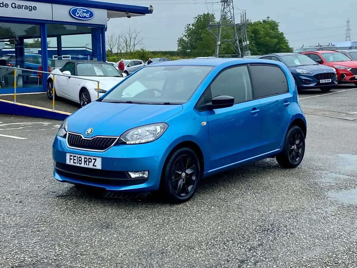 Used Skoda Citigo Colour Edition 60 HP (44 kW) 2018 Blue Hatchback