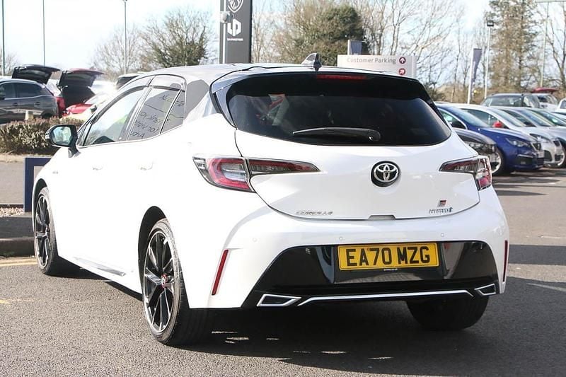 Used Toyota Corolla Sport 120 HP (88 kW) 2020 White Hatchback