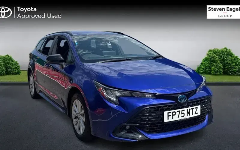 Used Toyota Corolla 140 HP (102 kW) 2025 Estate