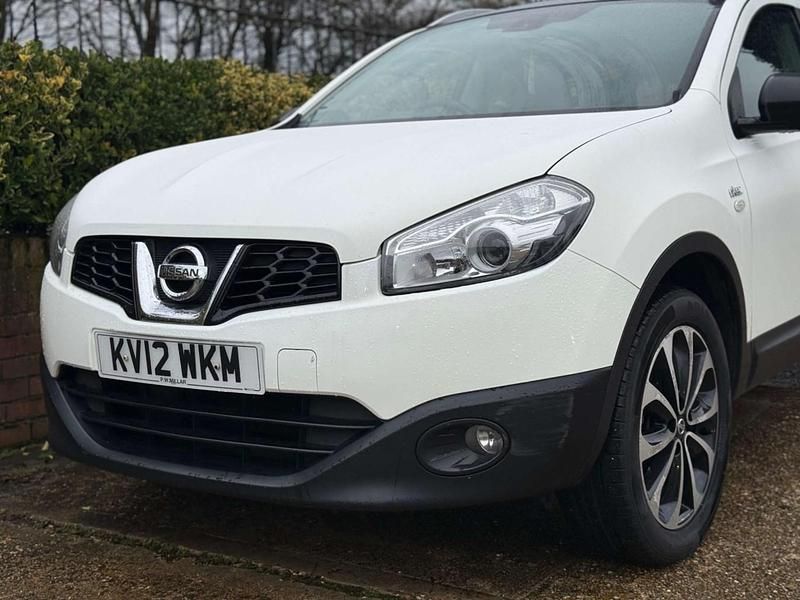 Used Nissan Qashqai N-TEC 117 HP (86 kW) 2012 White SUV