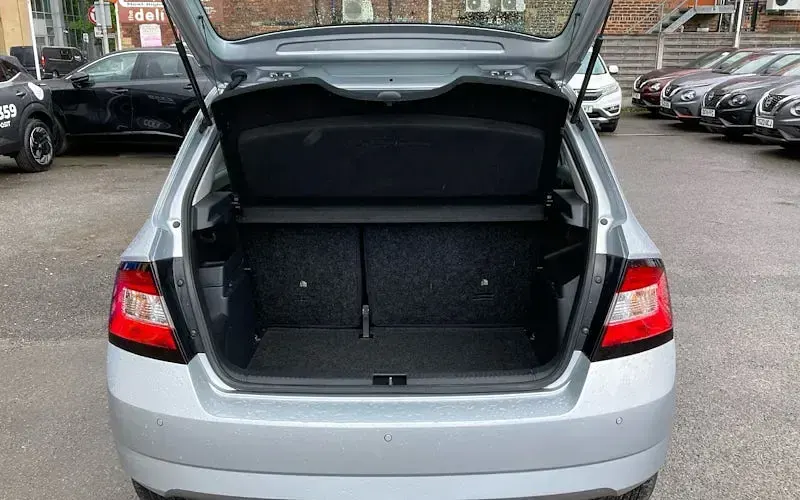 Used Skoda Fabia SE 110 HP (80 kW) 2018 Silver Hatchback