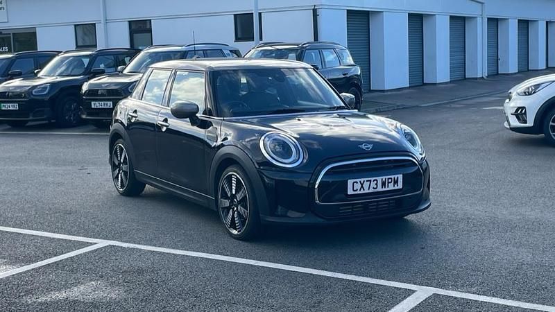 Black Used 2023 Mini Cooper Exclusive Hatchback | £21,799 (Fair price) - Image 1/4