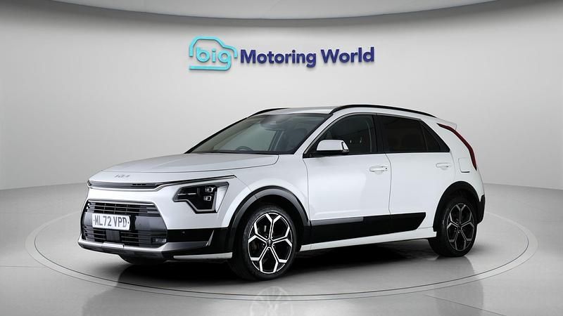 Used Kia Niro 141 HP (103 kW) 2022 White SUV