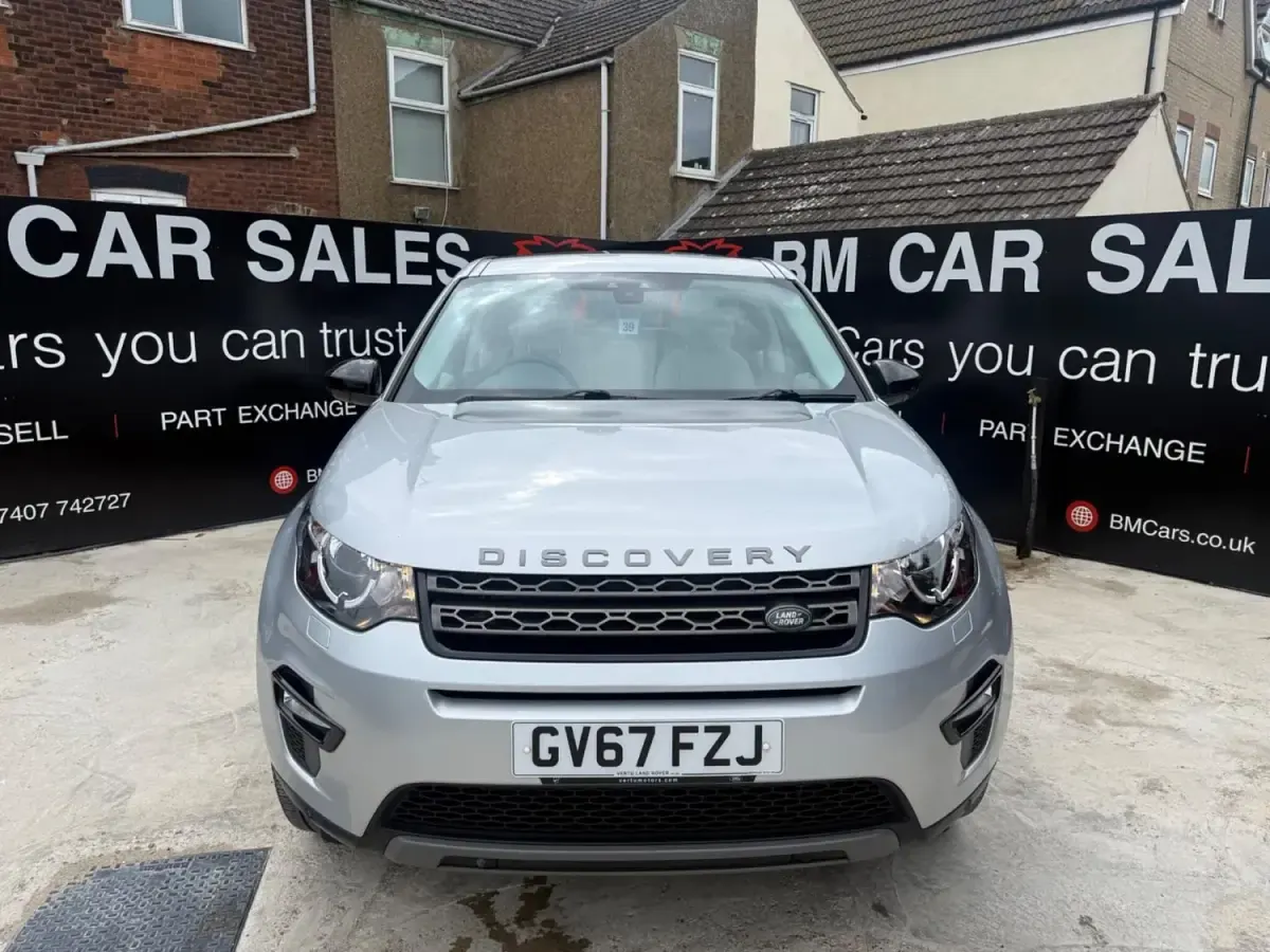 Second-hand Land Rover Discovery Sport SE 180 CP (132 kW) 2018 Argintiu SUV