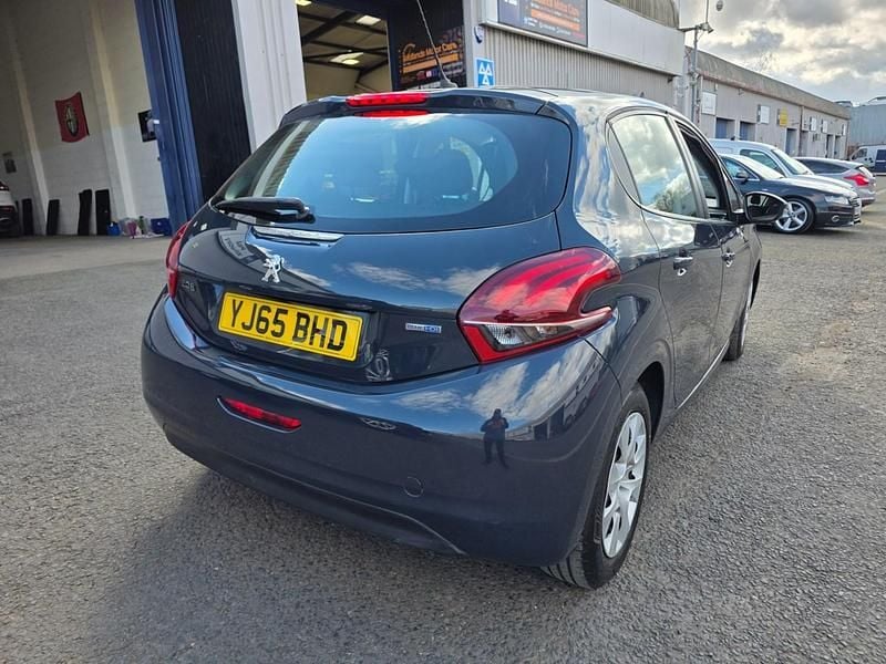 Usado Peugeot 208 Access 2016 Cinzento Citadino