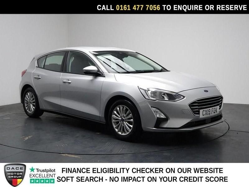 Used Ford Focus Titanium 125 HP (91 kW) 2019 Silver Hatchback