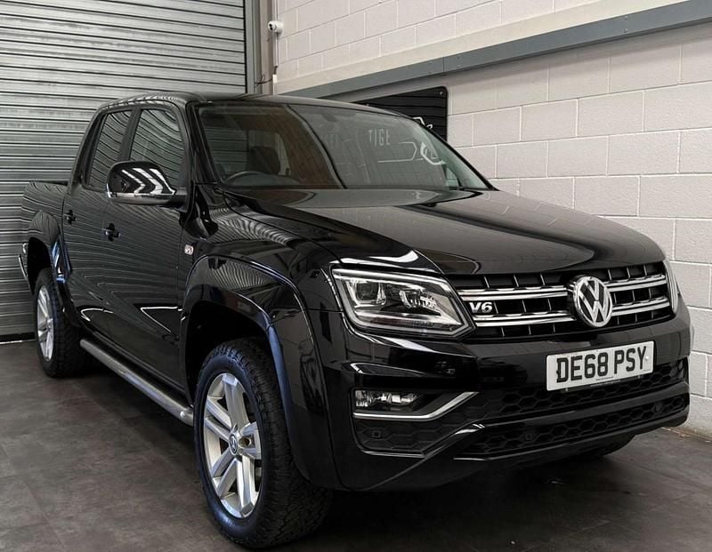 Black Used 2018 VW Amarok Highline Pickup | £20,489 (Good price) - Image 1/4