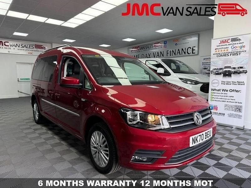 Used VW Caddy Maxi Life Life 102 HP (75 kW) 2020 Red MPV