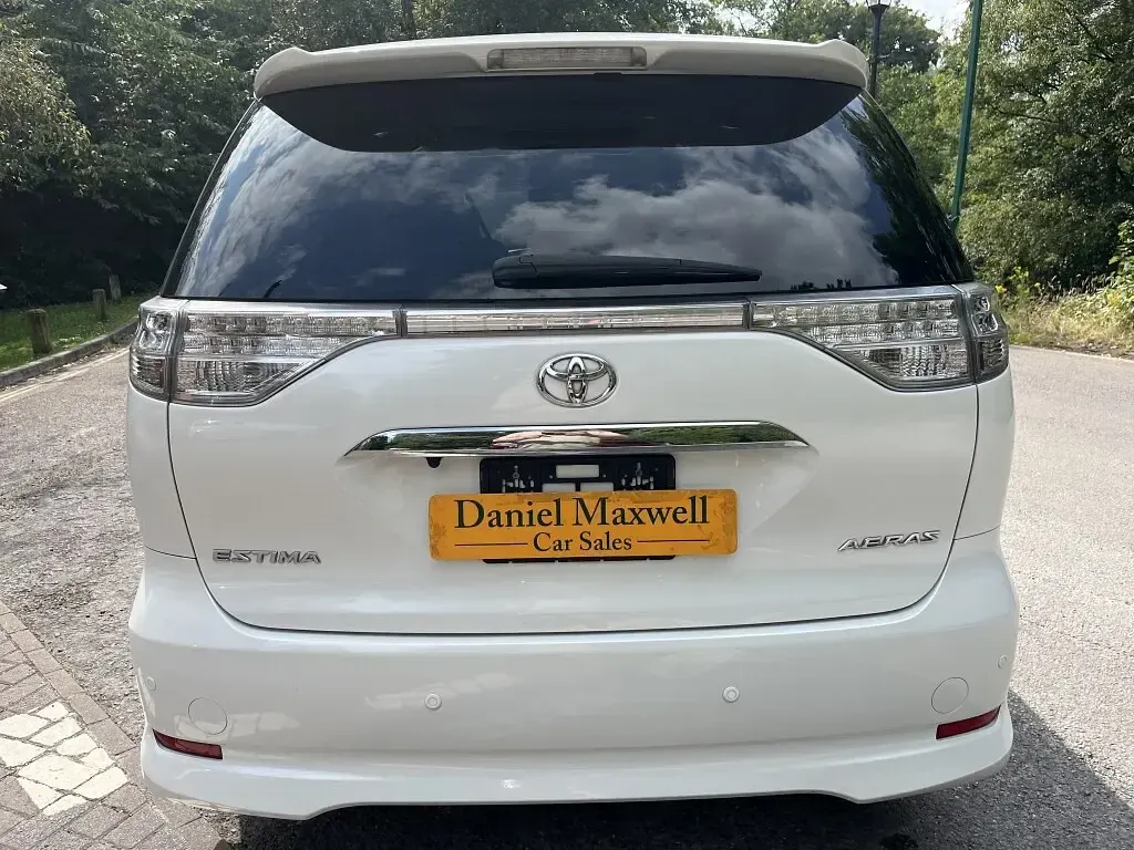 Used Toyota Estima 2016 White MPV