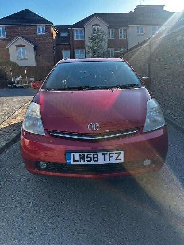 Red Used 2008 Toyota Prius Hatchback | £2,495 (Fair price) - Image 1/4