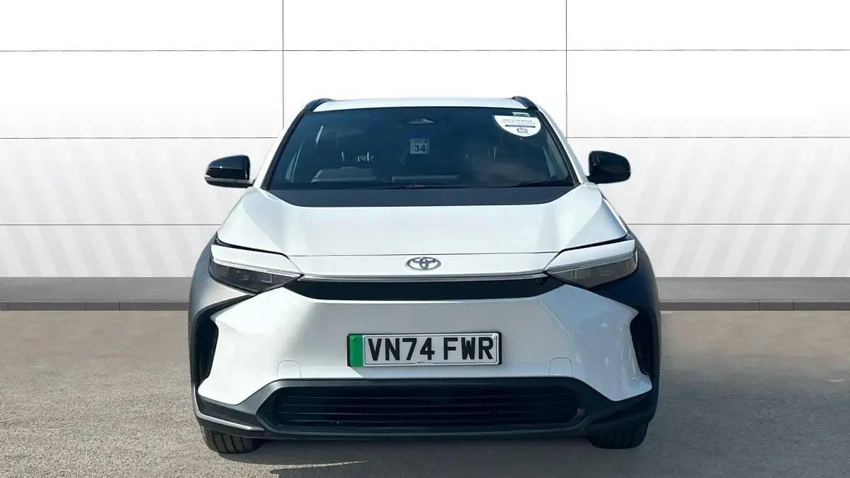 Used Toyota bZ4X PURE 150 kW (204 HP) 2025 White SUV