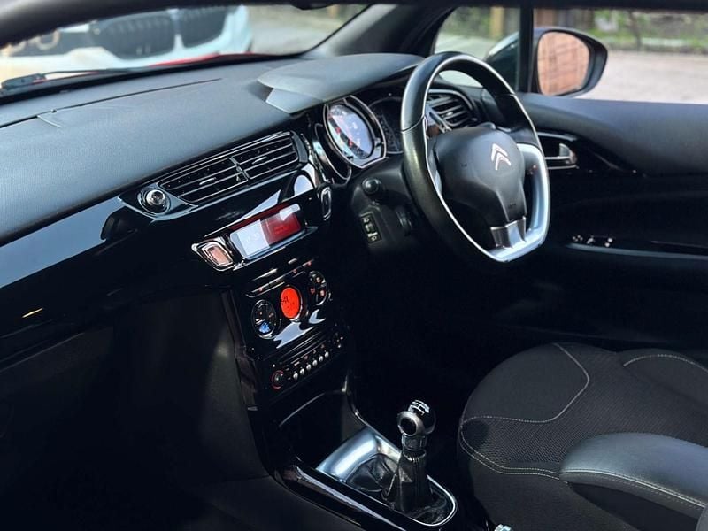 Used Citroën DS3 Style 2013 Red Hatchback
