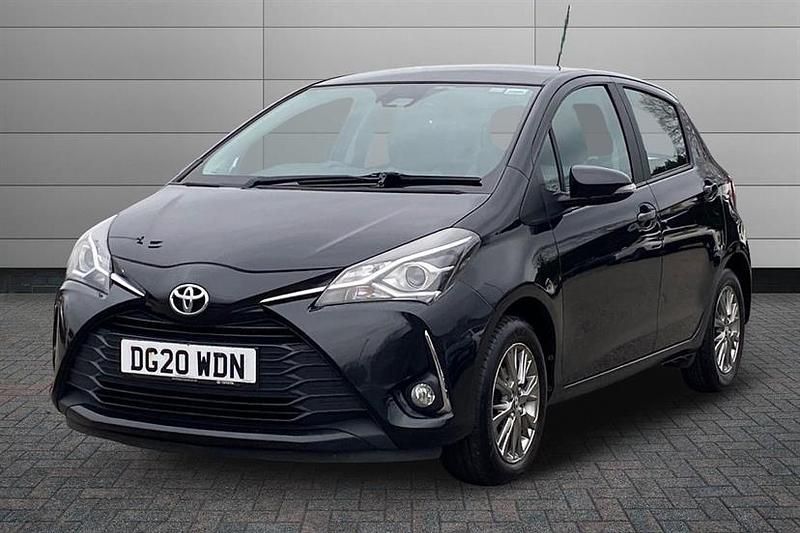Used Toyota Yaris 111 HP (81 kW) 2020 Black Hatchback