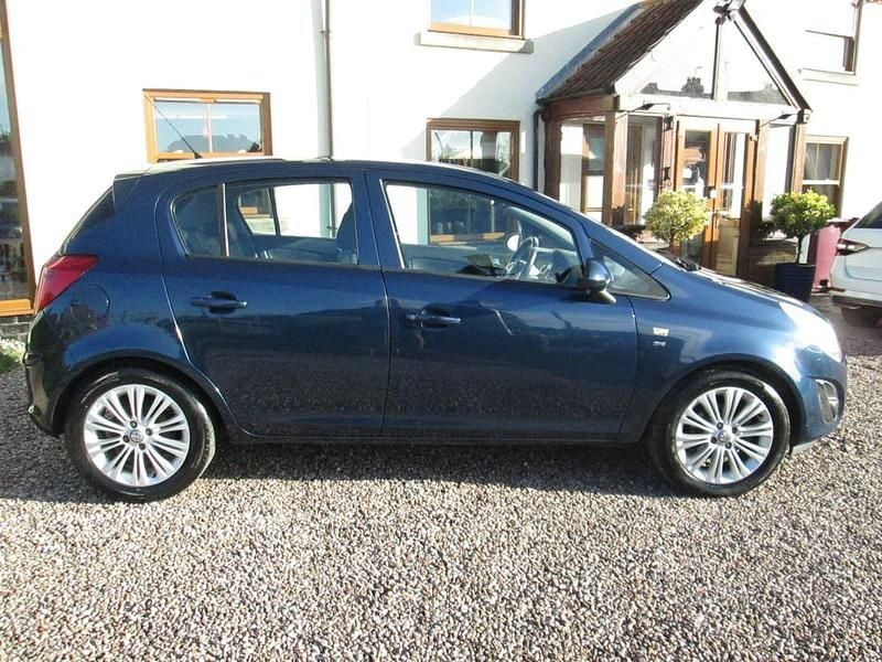 Used Vauxhall Corsa 100 HP (73 kW) 2011 Blue Hatchback