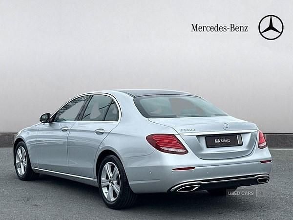 Used Mercedes E220 Premium 194 HP (142 kW) 2018 Silver Sedan