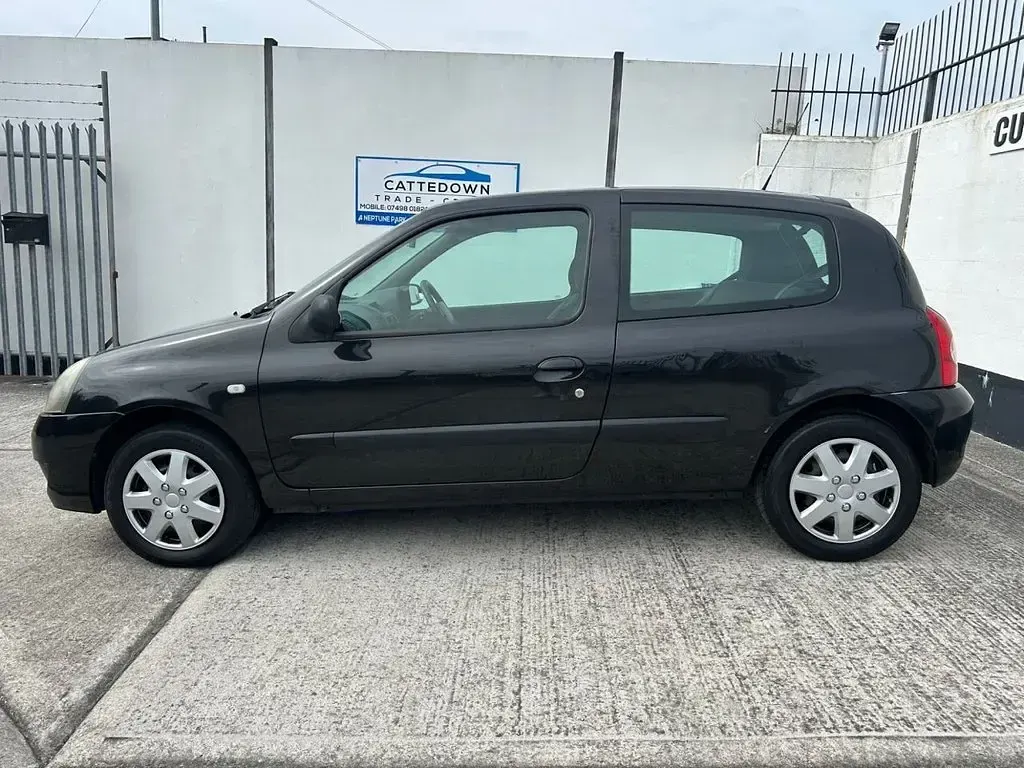 Used Renault Clio Campus 60 HP (44 kW) 2008 Black Hatchback