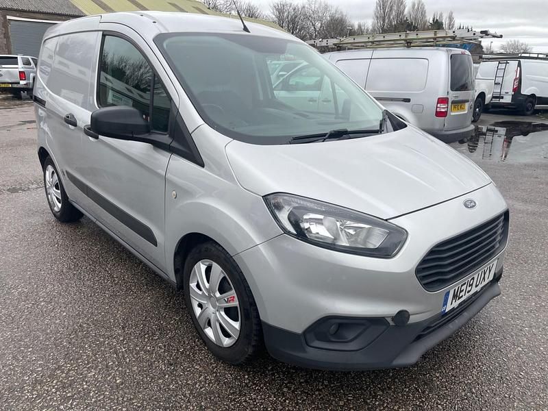 Used Ford Transit Trend 100 HP (73 kW) 2019 Silver Van