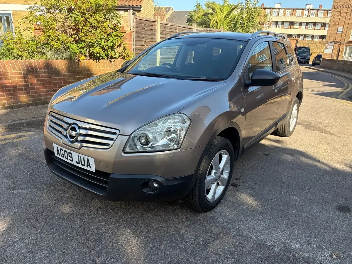 Used Nissan Qashqai +2 Acenta 2009 Beige SUV