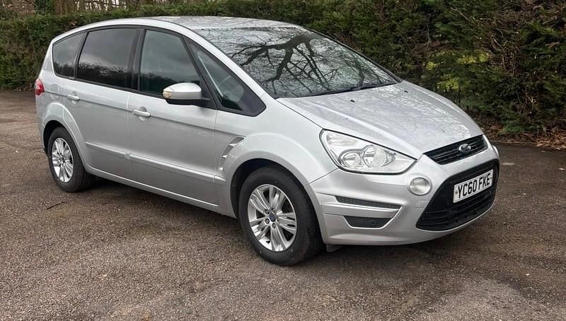 Used Ford S-MAX Zetec 140 HP (102 kW) 2010 Silver MPV