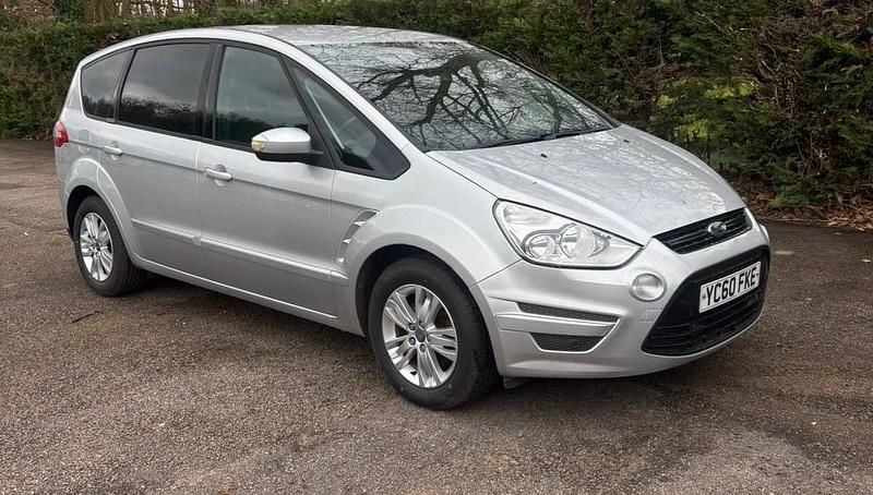 Used Ford S-MAX Zetec 2010 Silver MPV
