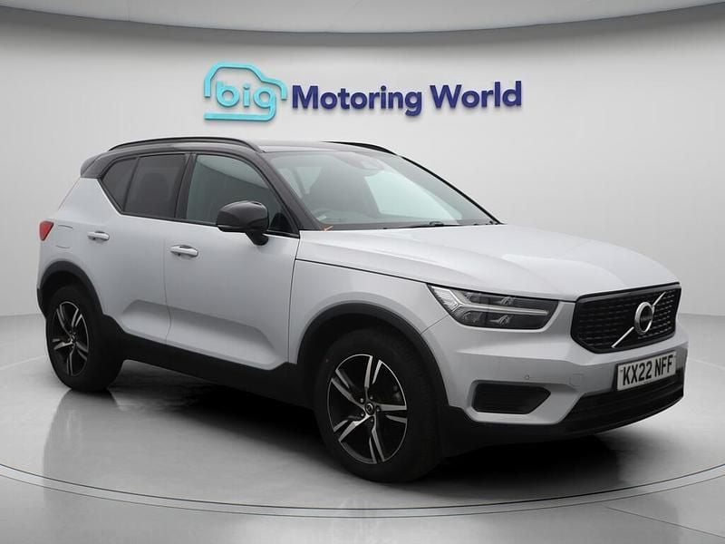 Silver Used 2022 Volvo XC40 R-Design SUV | £20,000 (Fair price) - Image 1/4