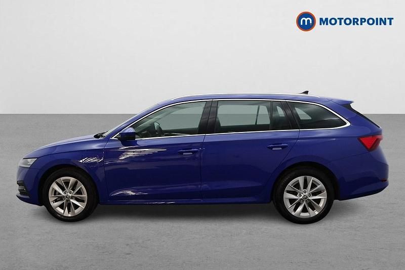 Used Skoda Octavia SE L 2023 Blue Estate