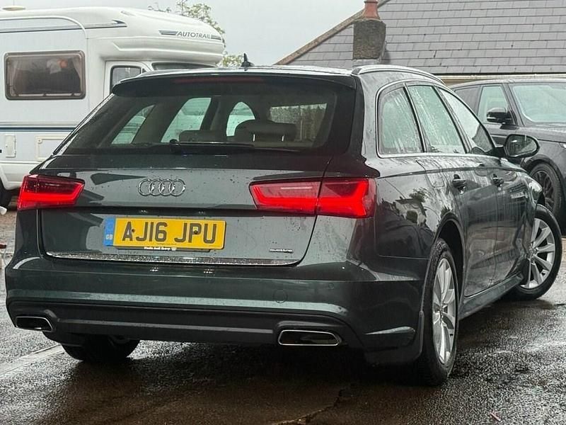 Usado Audi A6 Business 2016 Verde Carrinha