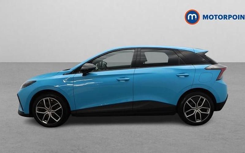 Usado MG MG4 EV Trophy 150 kW (204 HP) 2025 Citadino
