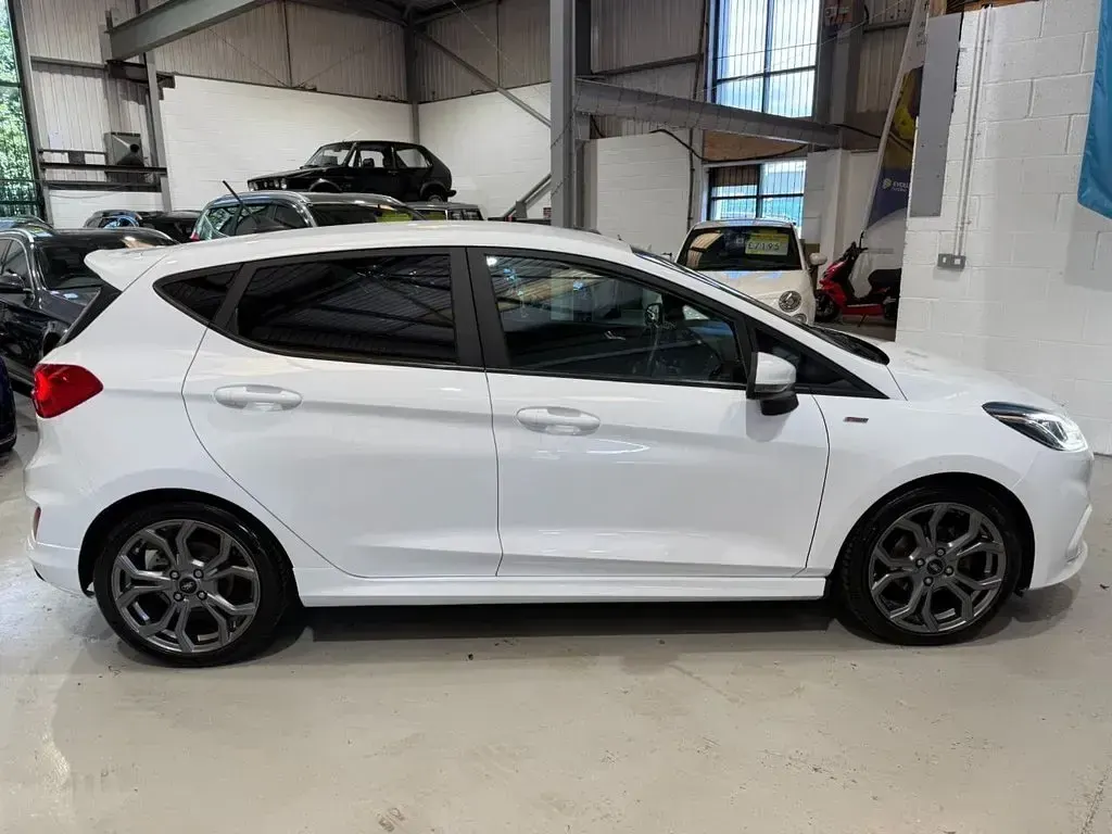 Used Ford Fiesta ST-Line 125 HP (91 kW) 2020 White Hatchback
