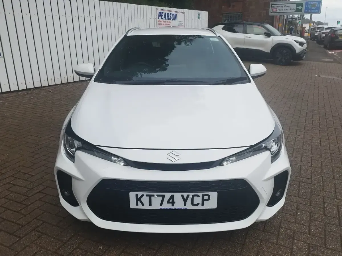 Used Suzuki Swace 140 HP (102 kW) 2025 White Estate