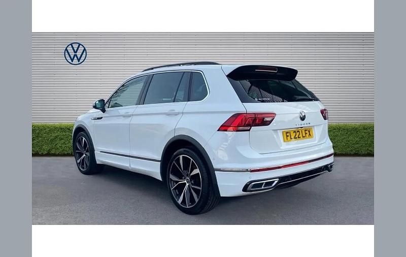 Used VW Tiguan R-line 150 HP (110 kW) 2022 White SUV