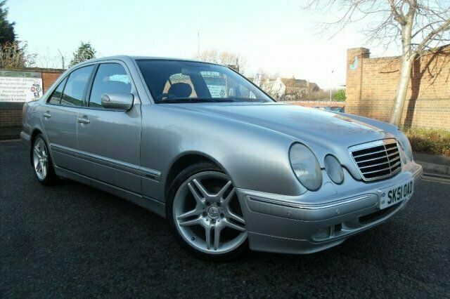 Used 2001 Mercedes E200 Classic Sedan | £2,000 - Image 1/4