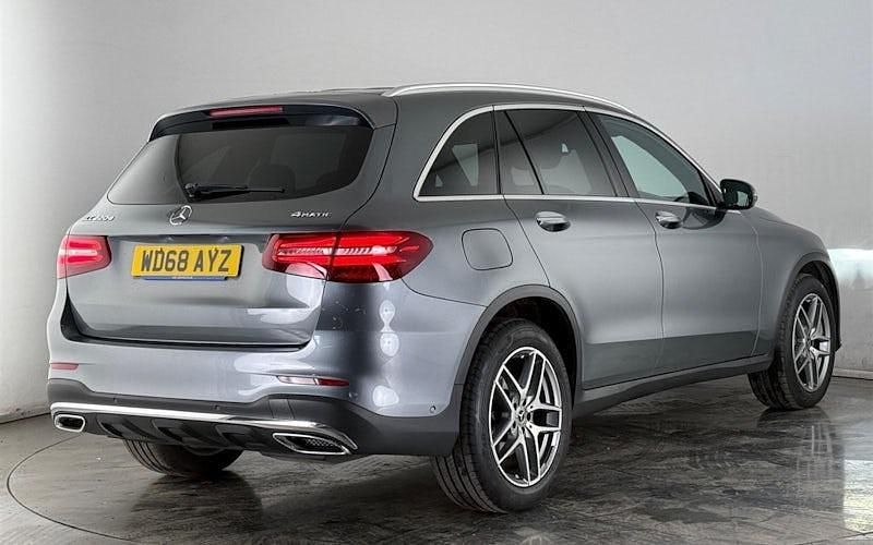 Used Mercedes GLC220 AMG Line Premium 170 HP (125 kW) 2018 Grey Estate