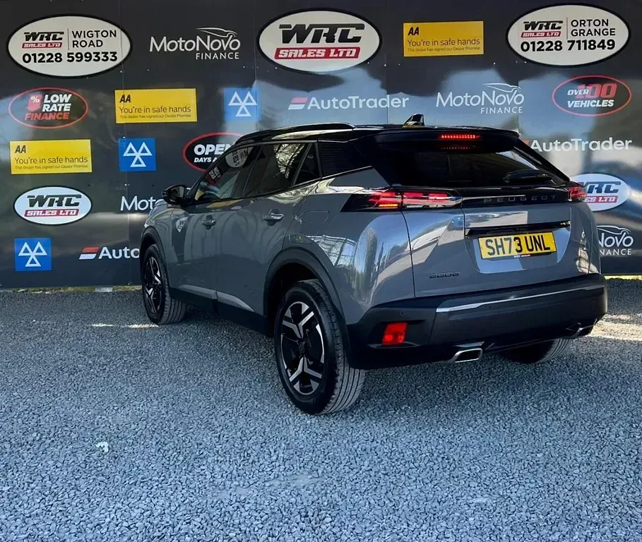 Second-hand Peugeot 2008 GT 130 CP (95 kW) 2023 Gri SUV