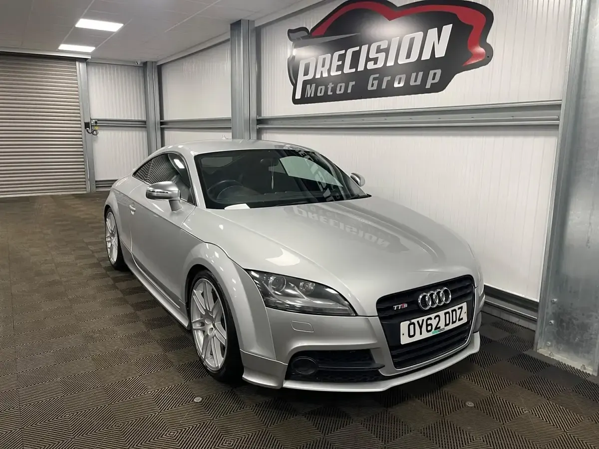 Used Audi TTS Black Edition 272 HP (200 kW) 2012 Silver Coupe